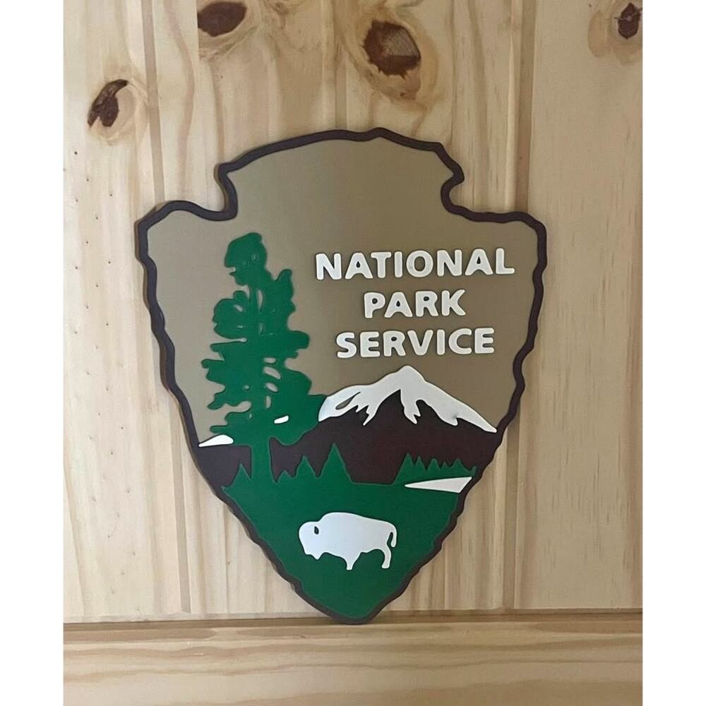 National Park Service Arrowhead Buffalo Sign